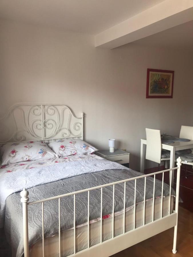 Studio Apartman Ivano Lejlighed Ðakovo Eksteriør billede